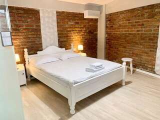 Отели типа «постель и завтрак» Paradisul Transilvaniei Resort Blaj Двухместный номер с 1 кроватью и террасой-7